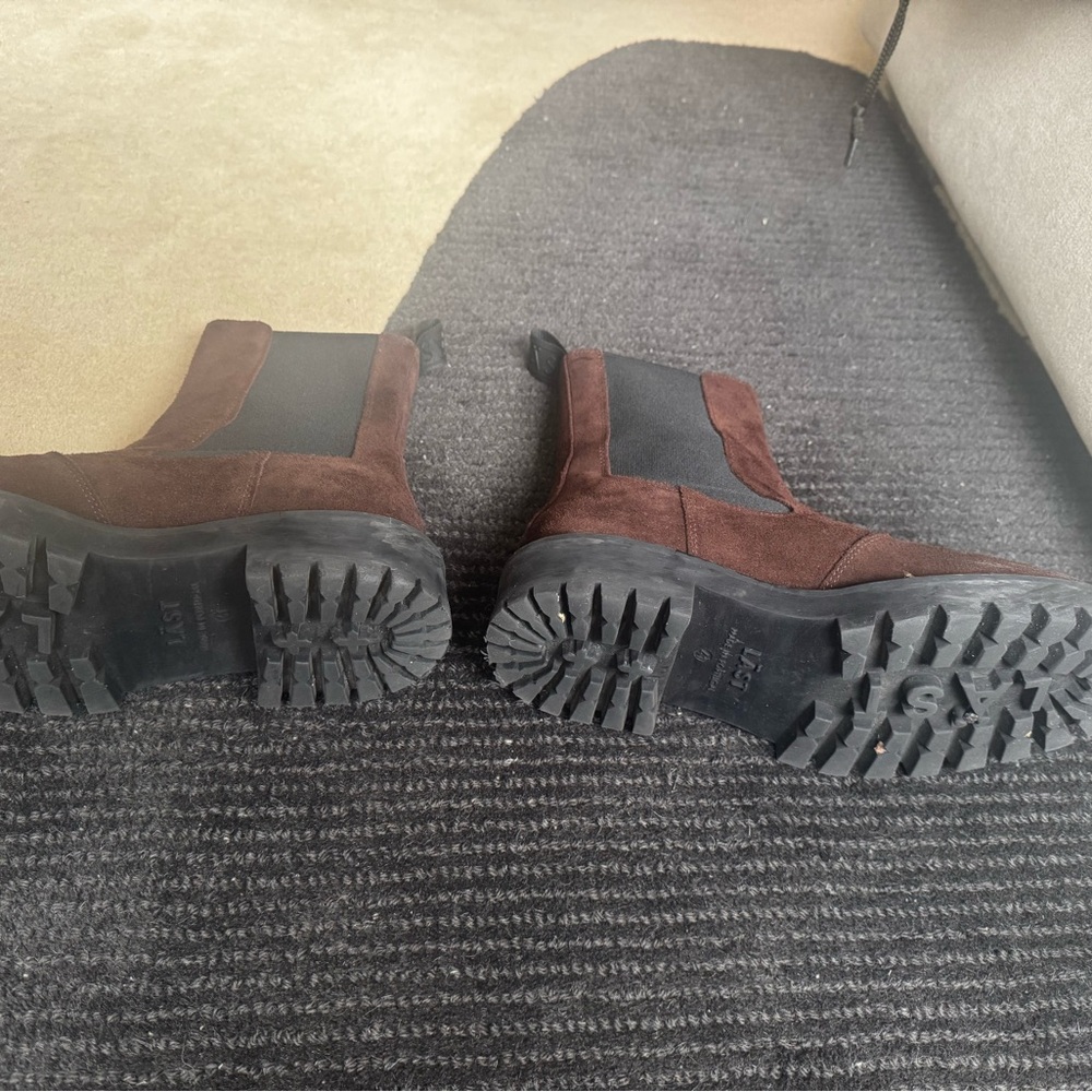 LAST Demmi Boots - Picture 7 of 8